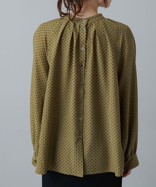 PUAL CE CIN（ピュアルセシン）の「ドットプリント バンドカラーブラウス（シャツ/ブラウス・レディース・ブラック/カーキ・FREE）」の20枚目の写真
