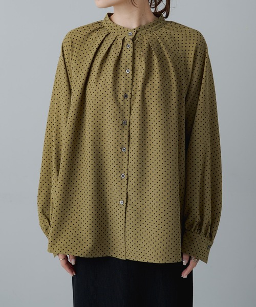 PUAL CE CIN（ピュアルセシン）の「ドットプリント バンドカラーブラウス（シャツ/ブラウス・レディース・ブラック/カーキ・FREE）」の13枚目の写真