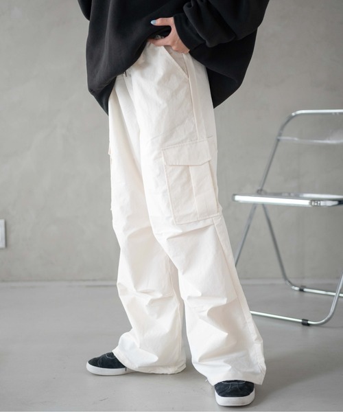 WEGO（ウィゴー）の「WEGO/【XSサイズ～豊富なサイズ展開】イージーパラシュートカーゴパンツ（カーゴパンツ・レディース・オリーブ/ライトピンク/ブラック/オフホワイト/グレー/ブラック系その他・SMALL/MEDIUM/X-SMALL）」の22枚目の写真