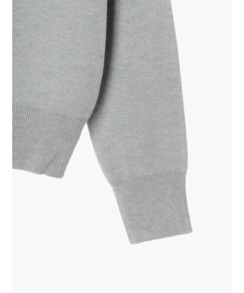 Te chichi(テチチ)の「スムース編みパール釦クルーカーディガン(カーディガン/ボレロ・レディース・オフホワイト/グレー/ブルー/ブラック・F)」の19枚目の写真