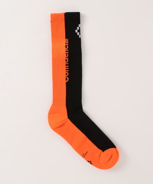 MARCELO BURLON（マルセロ・バーロン）の「【MARCELO BURLON】デザインソックス（ソックス/靴下・メンズ・ブラック/オレンジ・FREE）」の4枚目の写真