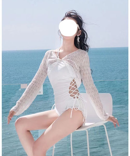 【気品ただよう海辺スタイル♪】CHANEL ワンピース水着 気品ただよう海辺スタイル♪】CHANEL ワンピース水着