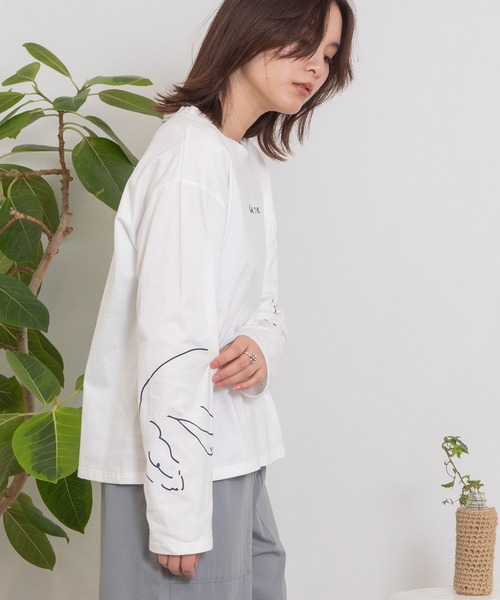 POU DOU DOU(プードゥドゥ)の「<WEB限定>ネコ袖プリントロンTee(Tシャツ/カットソー・レディース・オフホワイト/グレー・3)」の5枚目の写真