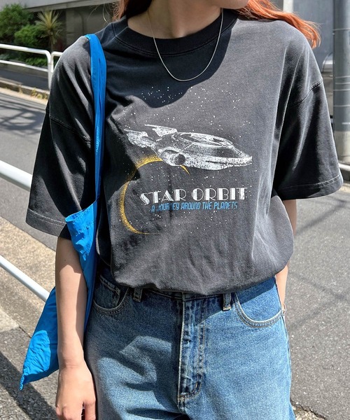 ANME（アンメ）の「【4サイズ展開】宇宙プリント半袖Tシャツ（Tシャツ/カットソー・レディース・ブラック系その他/ブラック系その他3/ブラック系その他2/ブラック系その他4/ブラック系その他6/ブラック系その他5・M/L/XXL/XL）」の3枚目の写真