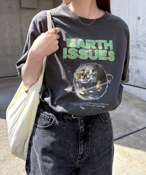 ANME（アンメ）の「【4サイズ展開】宇宙プリント半袖Tシャツ（Tシャツ/カットソー・レディース・ブラック系その他/ブラック系その他3/ブラック系その他2/ブラック系その他4/ブラック系その他6/ブラック系その他5・M/L/XXL/XL）」の5枚目の写真