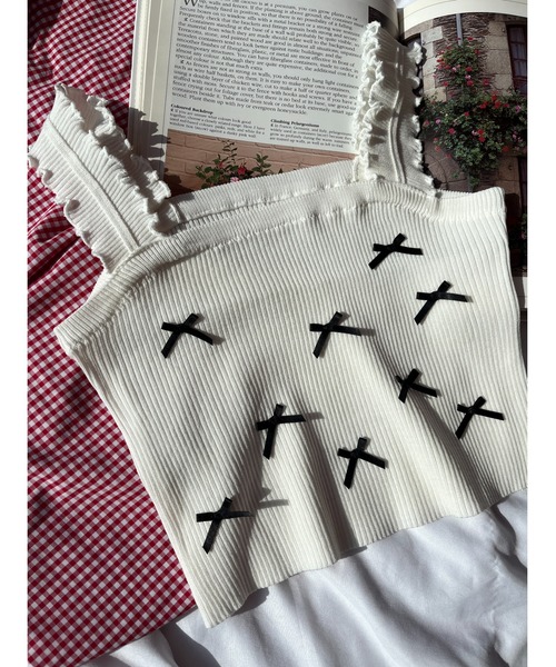 PHILLY（フィリー）の「リボンデザインニットキャミ（キャミソール・レディース・ブラック/ホワイト・FREE）」の5枚目の写真