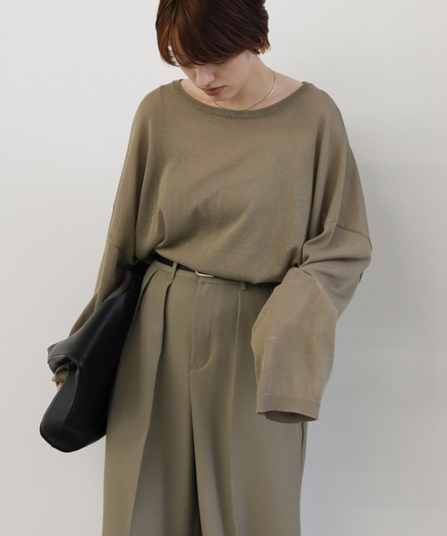 select MOCA(セレクトモカ)の「シアーボートネックルーズニット(ニット/セーター・レディース・ブラウン/ブラック/ブルー/オフホワイト・FREE)」の19枚目の写真