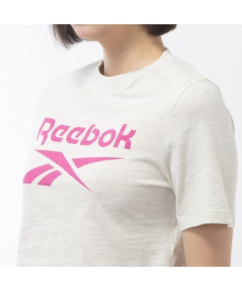 【REEBOK】★モノグラム ロゴ クロップド Tシャツ★【送料無料】 ☆関税込☆Reebok☆モノグラム ロゴ クロップド Tシャツ