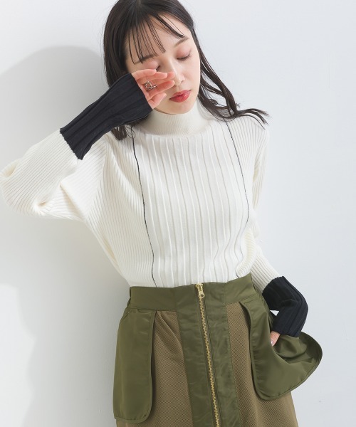 terrace(テラス)の「ライン配色ハイネックリブニット長袖プルオーバー(ニット/セーター・レディース・オフホワイト/ブルー/グレー/ブラック・MEDIUM)」の5枚目の写真