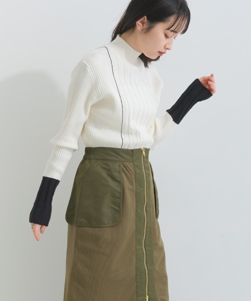 terrace(テラス)の「ライン配色ハイネックリブニット長袖プルオーバー(ニット/セーター・レディース・オフホワイト/ブルー/グレー/ブラック・MEDIUM)」の8枚目の写真