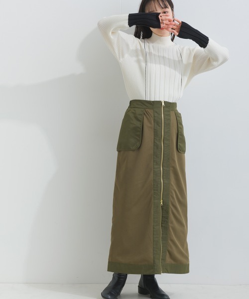 terrace(テラス)の「ライン配色ハイネックリブニット長袖プルオーバー(ニット/セーター・レディース・オフホワイト/ブルー/グレー/ブラック・MEDIUM)」の9枚目の写真