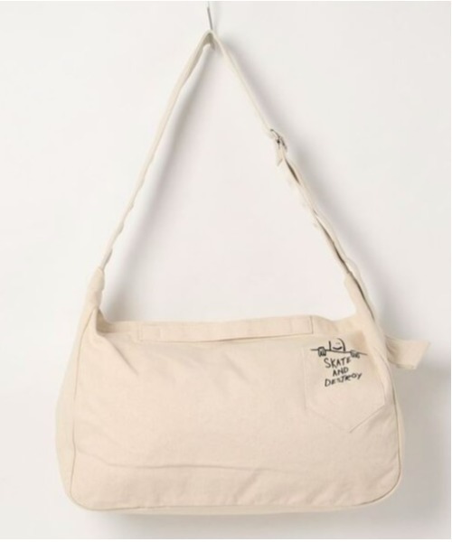 THRASHER(スラッシャー)の「THRASHER スラッシャー Shoulder Bag(ST)(ショルダーバッグ・メンズ・ベージュ系その他/ホワイト系その他/ブラック系その他/グレー系その他/ホワイト系その他2/ブラック系その他2・FREE)」の2枚目の写真