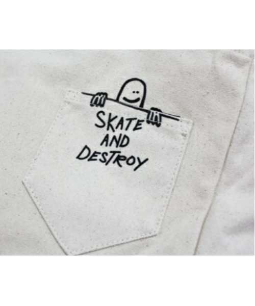 THRASHER(スラッシャー)の「THRASHER スラッシャー Shoulder Bag(ST)(ショルダーバッグ・メンズ・ベージュ系その他/ホワイト系その他/ブラック系その他/グレー系その他/ホワイト系その他2/ブラック系その他2・FREE)」の12枚目の写真