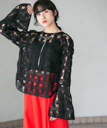 バテンレースブラウス