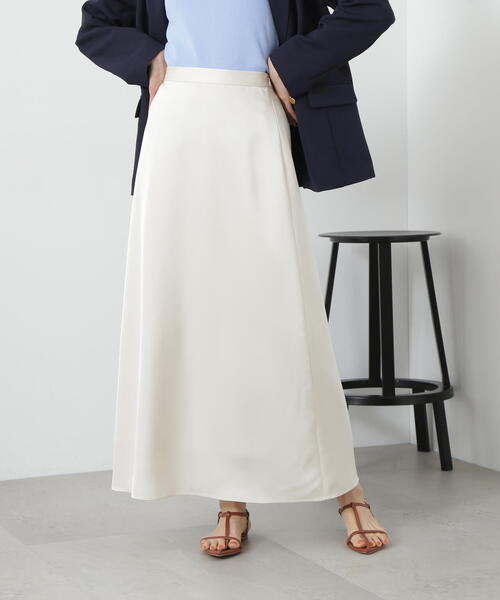 N.（N. Natural Beauty Basic）（エヌエヌナチュラルビューティーベーシック）の「サテンストレートスカート（スカート・レディース・グレー/ブラック/ホワイト・MEDIUM/SMALL）」の22枚目の写真