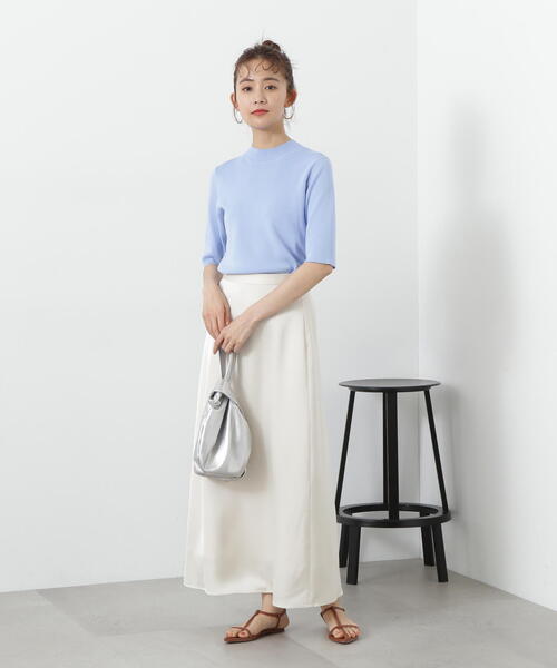 N.（N. Natural Beauty Basic）（エヌエヌナチュラルビューティーベーシック）の「サテンストレートスカート（スカート・レディース・グレー/ブラック/ホワイト・MEDIUM/SMALL）」の9枚目の写真