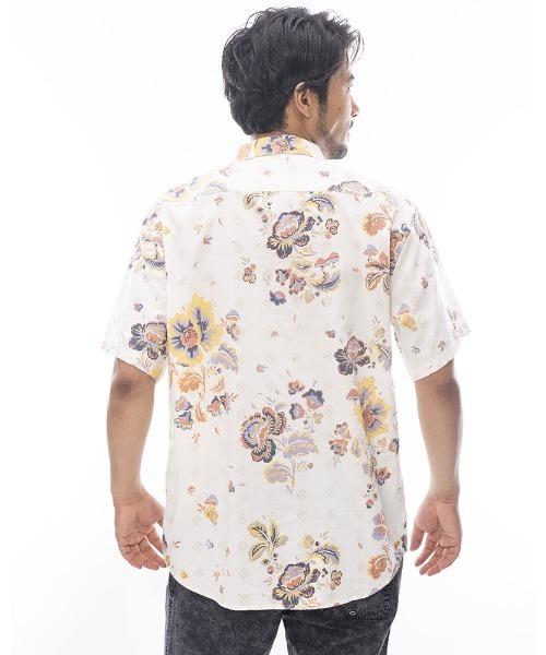 BILLABONG（ビラボン）の「BILLABONG メンズ SUNDAYS SS 半袖シャツ 【2024年春夏モデル】/ビラボンボタニカル総柄半袖シャツ（シャツ/ブラウス・メンズ・ブルー系その他/マルチ/ホワイト系その他/ネイビー・X-LARGE/MEDIUM/LARGE）」の6枚目の写真