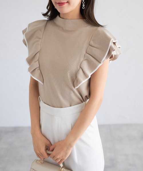tocco closet（トッコ　クローゼット）の「【ZOZO限定】レイヤードフリルスリーブノースリーブニット（Tシャツ/カットソー・レディース・ベージュ系その他/ブラック/ピンク系その他/ホワイト×ブラック・M）」の3枚目の写真