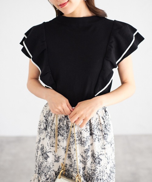tocco closet（トッコ　クローゼット）の「【ZOZO限定】レイヤードフリルスリーブノースリーブニット（Tシャツ/カットソー・レディース・ベージュ系その他/ブラック/ピンク系その他/ホワイト×ブラック・M）」の10枚目の写真