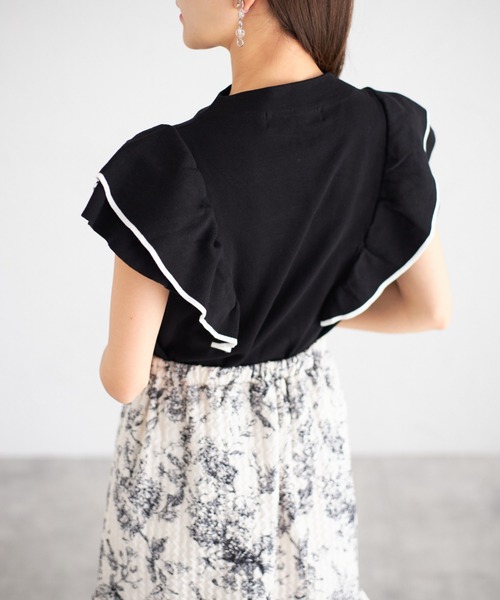 tocco closet（トッコ　クローゼット）の「【ZOZO限定】レイヤードフリルスリーブノースリーブニット（Tシャツ/カットソー・レディース・ベージュ系その他/ブラック/ピンク系その他/ホワイト×ブラック・M）」の13枚目の写真