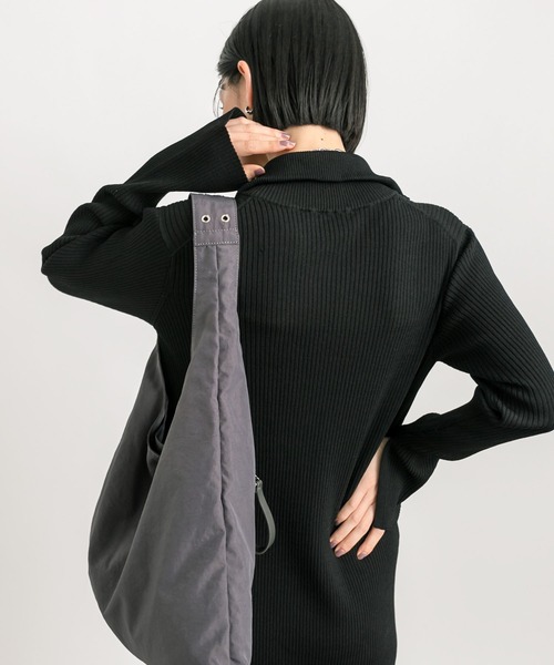 RIVE DROITE（リヴドロワ）の「HATOMEナイロンショルダー（ショルダーバッグ・レディース・ブラック/ダークグレー・FREE）」の8枚目の写真