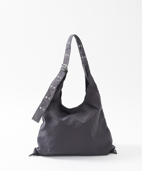 RIVE DROITE（リヴドロワ）の「HATOMEナイロンショルダー（ショルダーバッグ・レディース・ブラック/ダークグレー・FREE）」の15枚目の写真