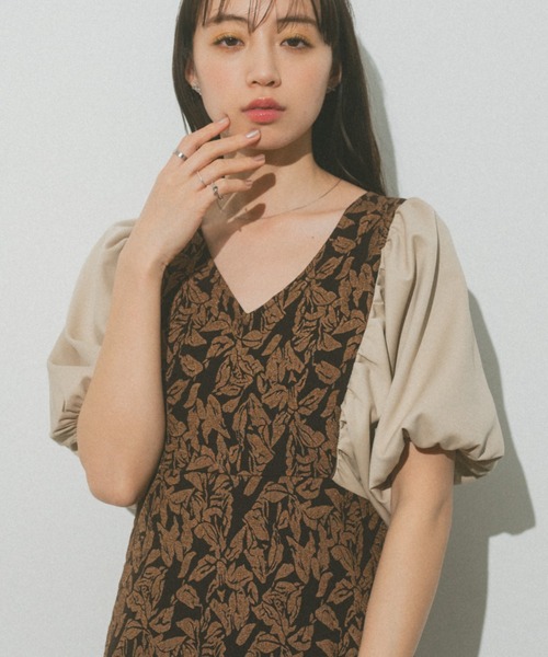 VANNIE U（ヴァニーユー）の「ヨークジャガードティアードワンピース（ワンピース・レディース・ベージュ/グリーン・FREE）」の8枚目の写真