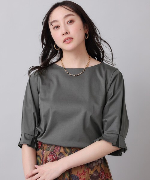 UNTITLED(アンタイトル)の「◆【コットン/8色展開/五分袖】袖タックプルオーバー(Tシャツ/カットソー・レディース・ピンク/ライトイエロー系/グリーン系/チャコールグレー/ブラック/ライトグレー系9/ホワイト/パープル・48/44/04/02/00)」の3枚目の写真