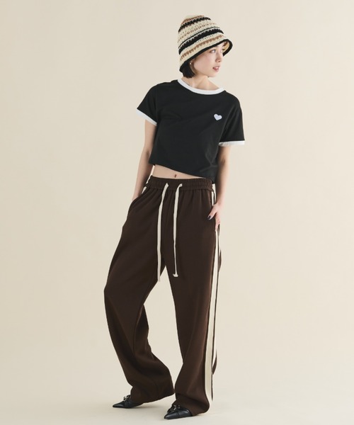 MERLOT（メルロー）の「刺繍ハートクロップドリンガーT（Tシャツ/カットソー・レディース・グレー/ブラック・FREE）」の15枚目の写真