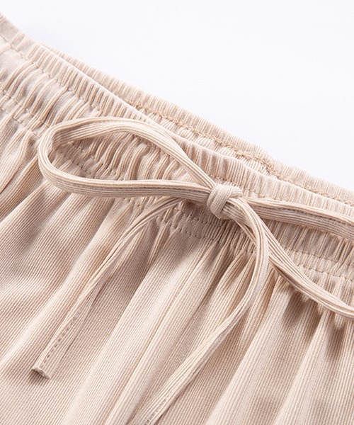 Lace Ladies（レースレディース）の「ソリッドカラー ワイド ストレート イージー ロングパンツ 水着 水陸両用（ラッシュガード・レディース・ベージュ/ブラック/アイボリー/グリーン/ブルー/グレー・FREE）」の14枚目の写真