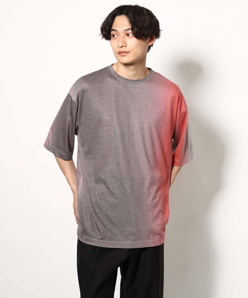 a.v.v（アーヴェヴェ）の「グラデーションプリントワイドシルエットＴシャツ ５分袖（Tシャツ/カットソー・メンズ・オレンジ/ブルー・48/46）」の10枚目の写真