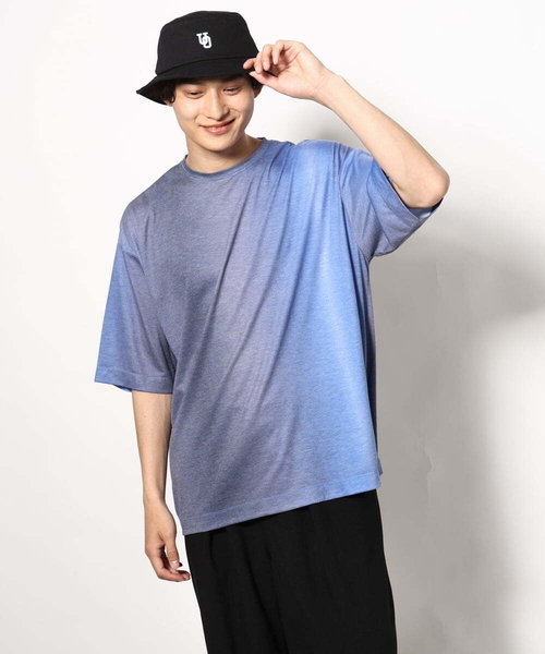 a.v.v（アーヴェヴェ）の「グラデーションプリントワイドシルエットＴシャツ ５分袖（Tシャツ/カットソー・メンズ・オレンジ/ブルー・48/46）」の11枚目の写真