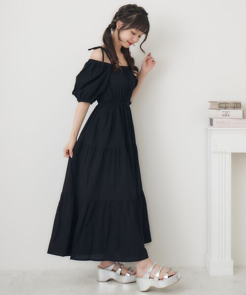 ems excite（エムズエキサイト）の「オフショルティアードOP（ワンピース・レディース・ホワイト/ピンク/ブラック・FREE）」の8枚目の写真