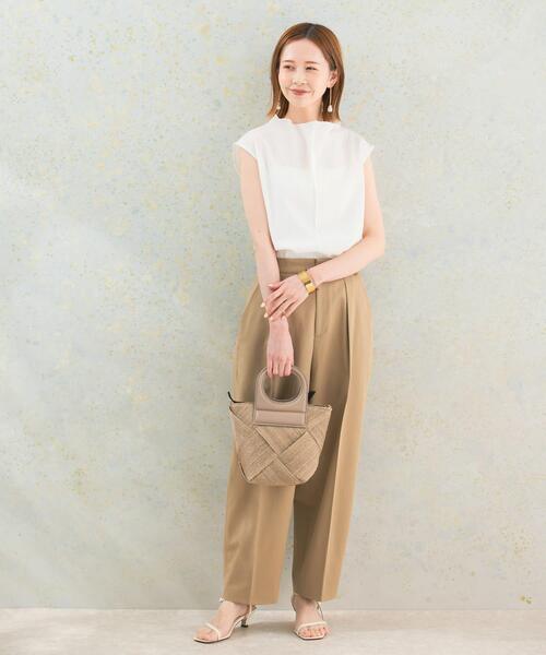 URBAN RESEARCH ROSSO WOMEN（アーバンリサーチ　ロッソ）の「タックコクーンパンツ（その他パンツ・レディース・オフホワイト/ブラック/ベージュ・38/36）」の14枚目の写真