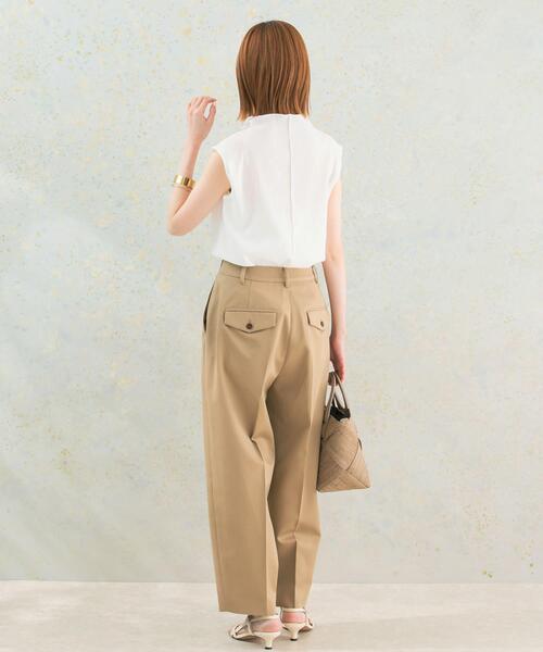 URBAN RESEARCH ROSSO WOMEN（アーバンリサーチ　ロッソ）の「タックコクーンパンツ（その他パンツ・レディース・オフホワイト/ブラック/ベージュ・38/36）」の15枚目の写真