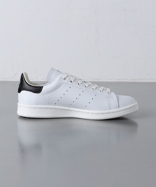 adidas（アディダス）の「＜adidas＞STAN SMITH LUX スニーカー（スニーカー・レディース・ブラック/ワインレッド・22.5cm/25cm/24.5cm/24cm/23.5cm/23cm）」の5枚目の写真