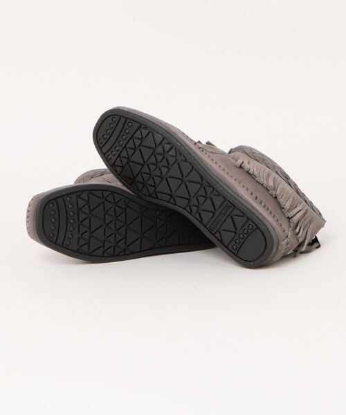 Minnetonka(ミネトンカ)の「/MINNETONKA/ハイ トップ バック ジッパー ブーツ HI TOP BACK ZIP BOOTS(ブーツ・レディース・ライトブラウン/ダークブラウン/ブラック/ブラウン/グレー・US5.5/US6/US5)」の6枚目の写真
