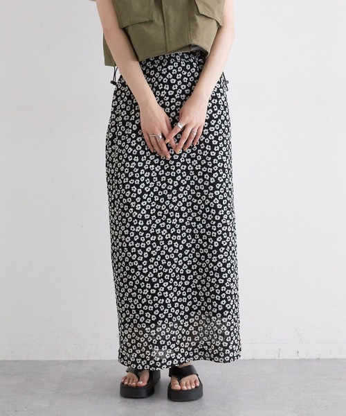 RAGEBLUE（レイジブルー）の「シャーリングIラインスカート（スカート・レディース・ブラック系その他/イエロー/ブラック・FREE）」の12枚目の写真