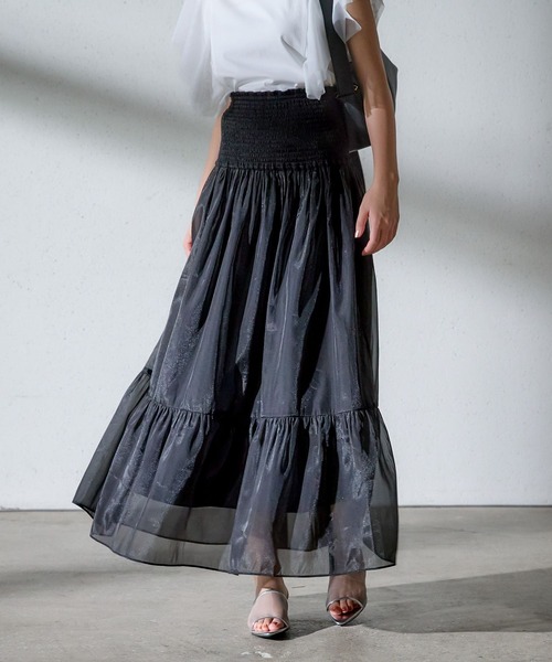 Andemiu（アンデミュウ）の「2WAYシアーティアードスカート134943（スカート・レディース・グリーン/アイボリー/ブラック・FREE）」の2枚目の写真