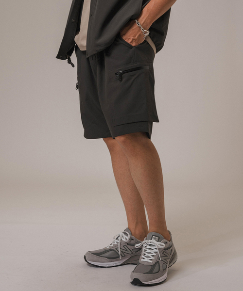 EDIFICE(エディフィス)の「テックエアー ウーブン ショーツ(その他パンツ・メンズ・チャコールグレー/ブラック・SMALL/MEDIUM/LARGE)」の21枚目の写真