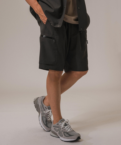 EDIFICE(エディフィス)の「テックエアー ウーブン ショーツ(その他パンツ・メンズ・チャコールグレー/ブラック・SMALL/MEDIUM/LARGE)」の18枚目の写真