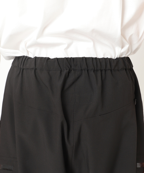 EDIFICE(エディフィス)の「テックエアー ウーブン ショーツ(その他パンツ・メンズ・チャコールグレー/ブラック・SMALL/MEDIUM/LARGE)」の11枚目の写真