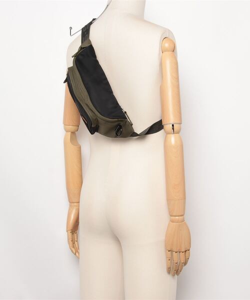 G-STAR（ジースター）の「BUM BAG/ロゴウエストバッグ（ボディバッグ/ウエストポーチ・メンズ・ダークオリーブ・ONE SIZE）」の8枚目の写真
