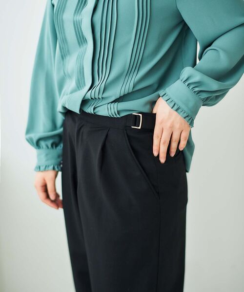 le.coeur blanc（ルクールブラン）の「サイドベルトタックワイドパンツ（その他パンツ・レディース・カーキブラウン/キャメル/ブラック/グレー・38/36）」の9枚目の写真