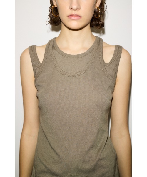 THROW by SLY(スローバイスライ)の「THROW LAYERED HOLE TANK TOPS レイヤード ホール タンク トップス(タンクトップ・レディース・カーキ/ブラック/オレンジ系その他・FREE)」の6枚目の写真