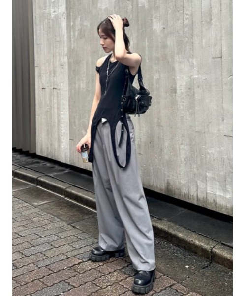 THROW by SLY(スローバイスライ)の「THROW LAYERED HOLE TANK TOPS レイヤード ホール タンク トップス(タンクトップ・レディース・カーキ/ブラック/オレンジ系その他・FREE)」の21枚目の写真