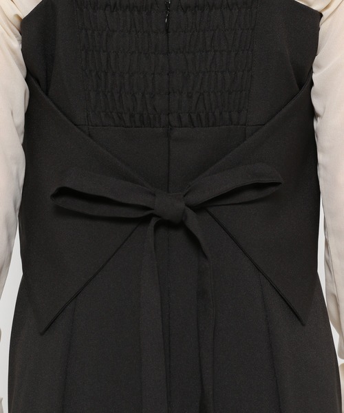 mysty woman（ミスティウーマン）の「オケージョンバックリボンキャミワンピース 140877（ドレス・レディース・ブラック/ホワイト系その他・FREE）」の14枚目の写真