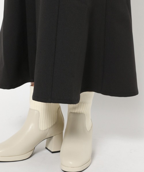 mysty woman（ミスティウーマン）の「オケージョンバックリボンキャミワンピース 140877（ドレス・レディース・ブラック/ホワイト系その他・FREE）」の18枚目の写真