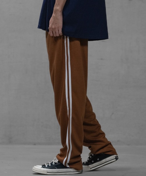 JOHN'S CLOSET(ジョンズクローゼット)の「【40I】アソートパターン リラックスパンツ 無地/トラックパンツ/チェック/ペイズリー(スウェットパンツ・メンズ・ブラック系2/グレー/ブラウン系3/ベージュ系1/ベージュ系3/ブラック/グレー系2/グレー系3/グレー系4/ブラウン系1/ブラウン系2/グレー系5/ブラック系3/グレー系1/ブラウン/ベージュ/チェック/ベージュ系4/ネイビー系1/ベージュ系2・MEDIUM/LARGE/X-LARGE)」の13枚目の写真