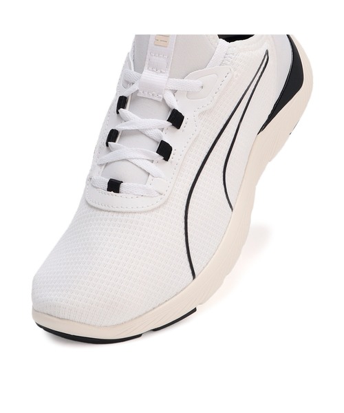 PUMA(プーマ)の「PUMA プーマ ウィメンズ ソフトライド レミ FEMME MU ランニングシューズ(スニーカー・レディース・ホワイト×ブラック/プラム・22.5cm/23.5cm/24.5cm/25.5cm/23.0cm/24.0cm/25.0cm/26.0cm/22.0cm)」の9枚目の写真